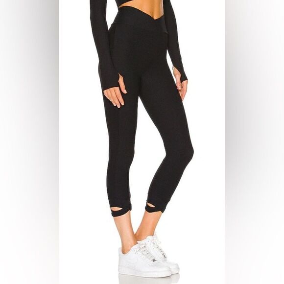 DEVON WINDSOR Atlas Leggings in Black Textured